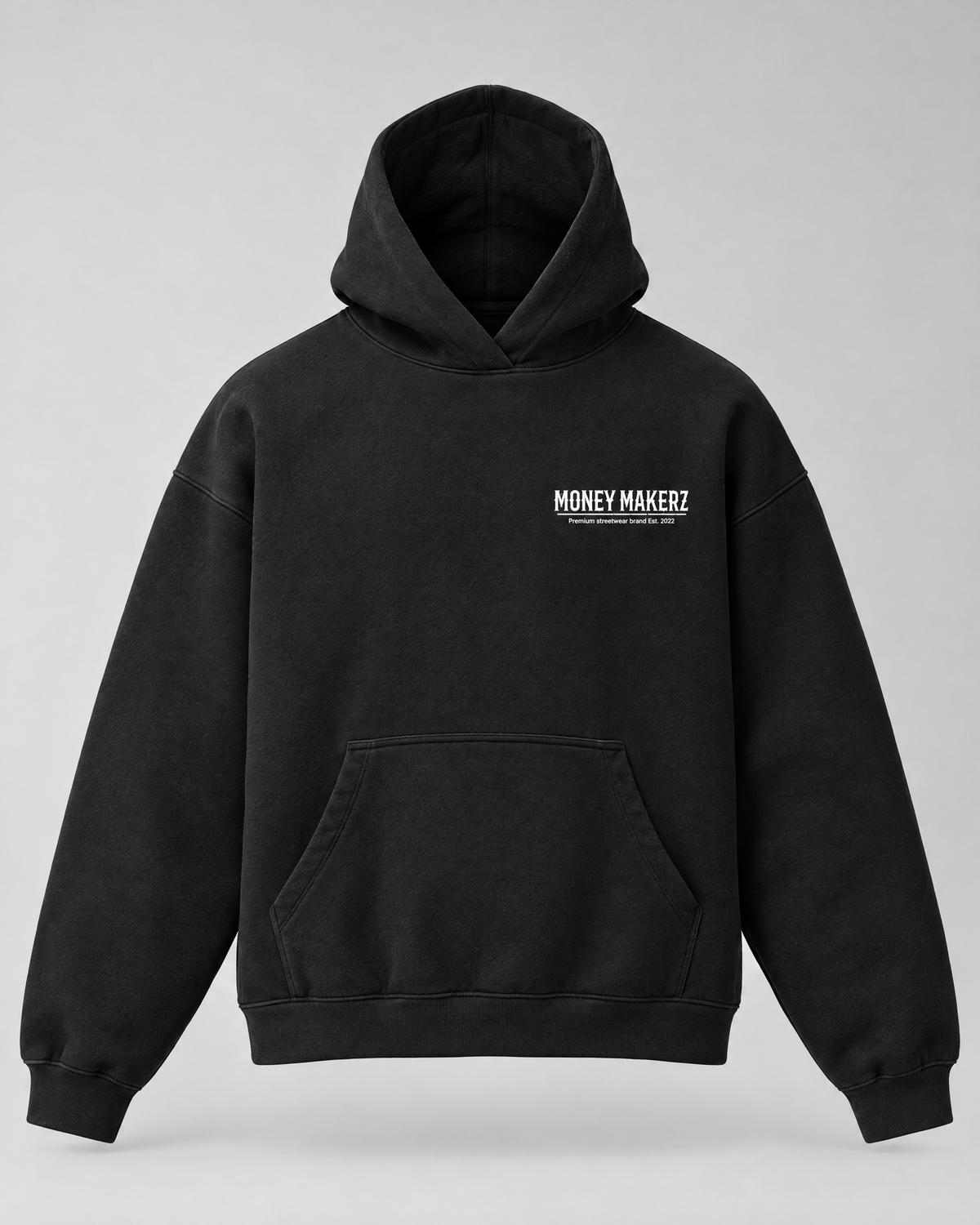 Felpa Hoodie Money Makerz Need Money nera boxy, vista frontale con logo Money Makerz